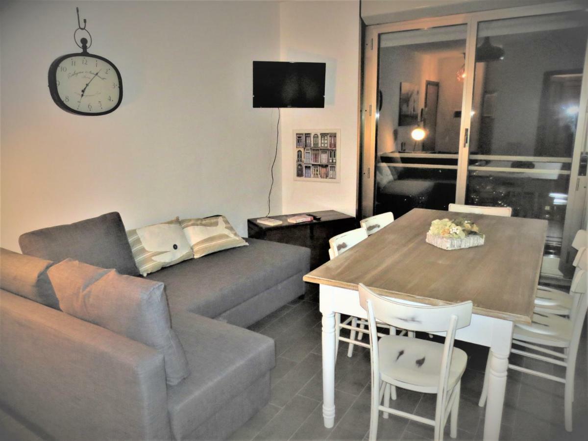 Quarto di Luna Genova Esterno foto