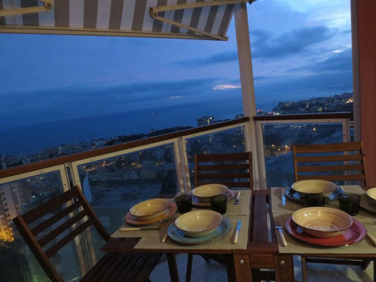 Quarto di Luna Genova Esterno foto