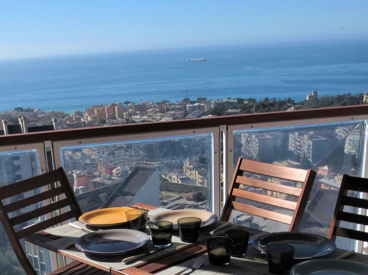 Quarto di Luna Genova Esterno foto