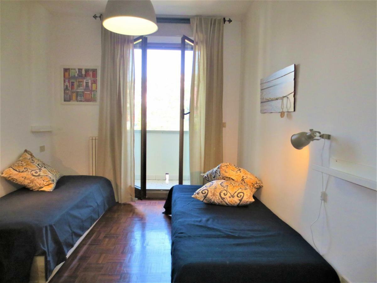 Quarto di Luna Genova Esterno foto